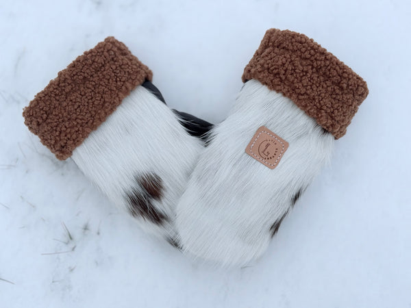 Hair-on-Cowhide Mittens with Sherpa Lining-med